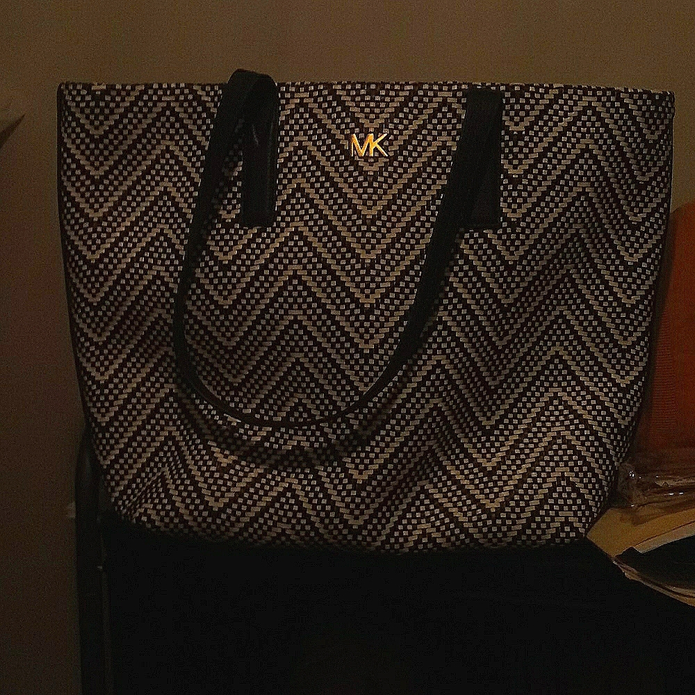 MK Tote